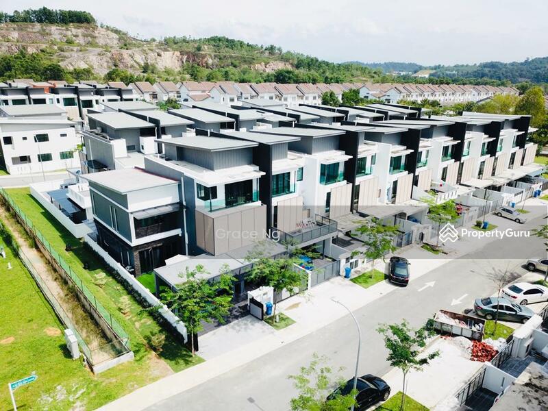 For Sale - New Launched 3sty Terrace House 20x65/20x70 @ Shah Alam